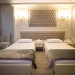 Hotel Lotus