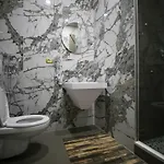 Hotel Lotus