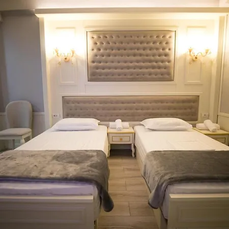 Hotel Lotus
